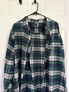 croft & barrow Green, White and Navy Plaid Button-Down Shirt